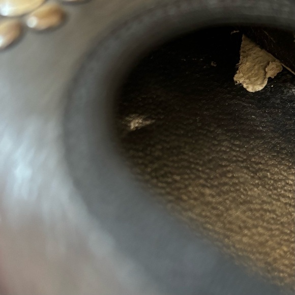 Accessoire Diffusion Paris Black Leather Block Heel Studded Pumps EU 37.5 US 7 - Picture 13 of 13